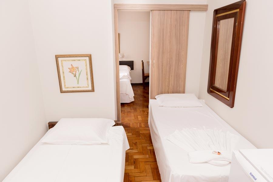 Economic Center Hotel Divinópolis Exteriör bild